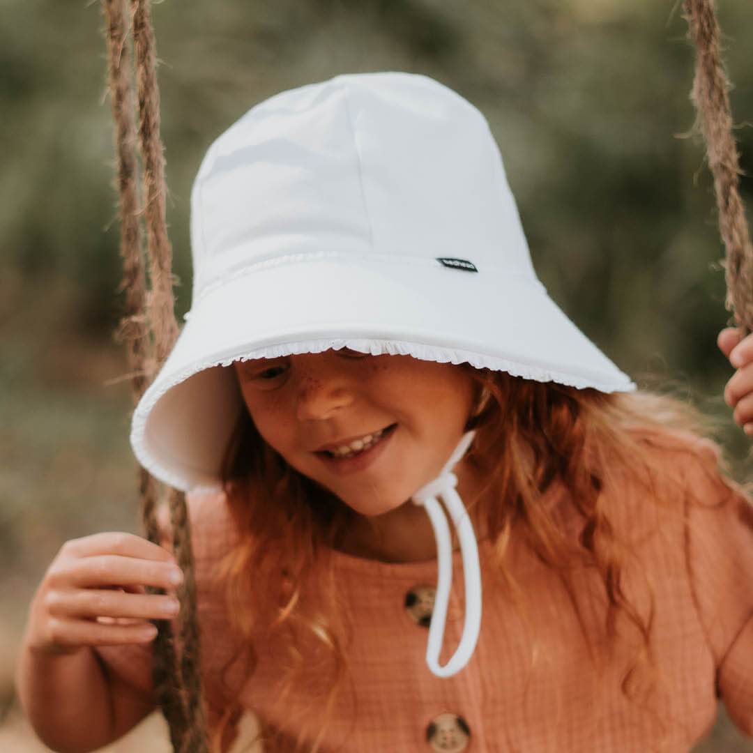 Kids white bucket hat