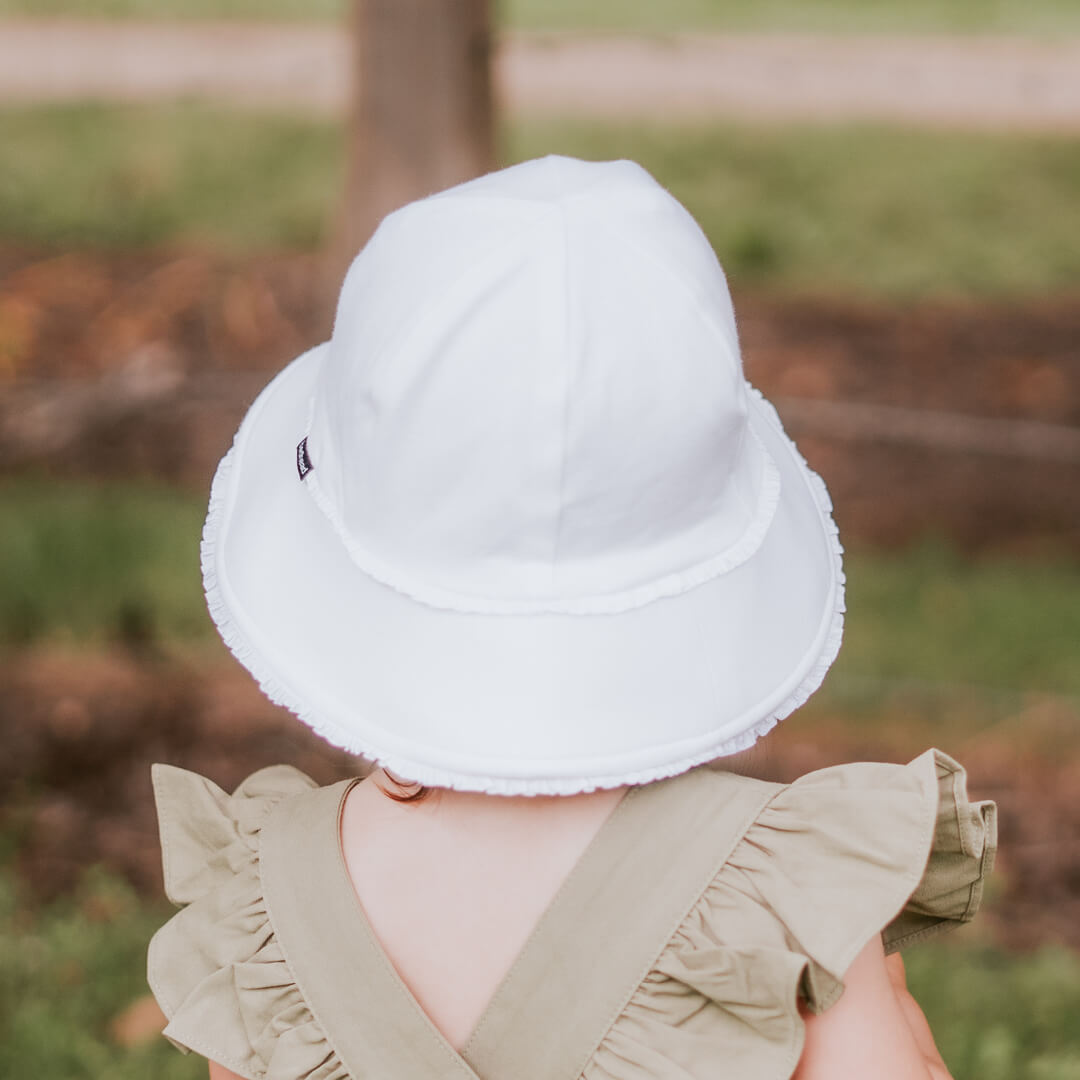 Toddler white hot sale bucket hat